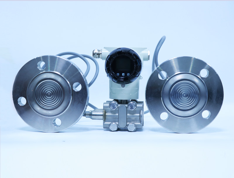双法兰差压变送器